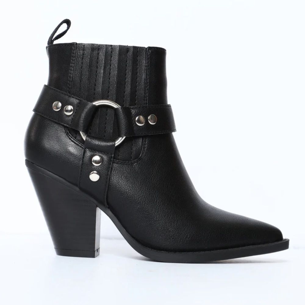 Black Fashion Nova Boots